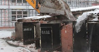 Снос гаража и вывоз мусора в Барабинске - Быстро и качественно от Сварной-Ббн от 2039 рублей