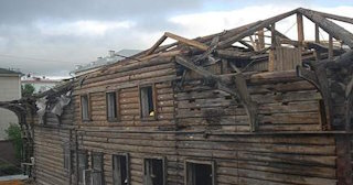 Демонтаж деревянных конструкций в Барабинске - расценки от 1020 рублей - Сварной-Ббн