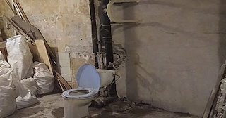Демонтаж сантехкабины в панельном доме - цена от 1020 рублей | Сварной-Ббн